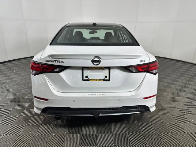 Used 2021 Nissan Sentra SR w/ SR Premium Package image 4