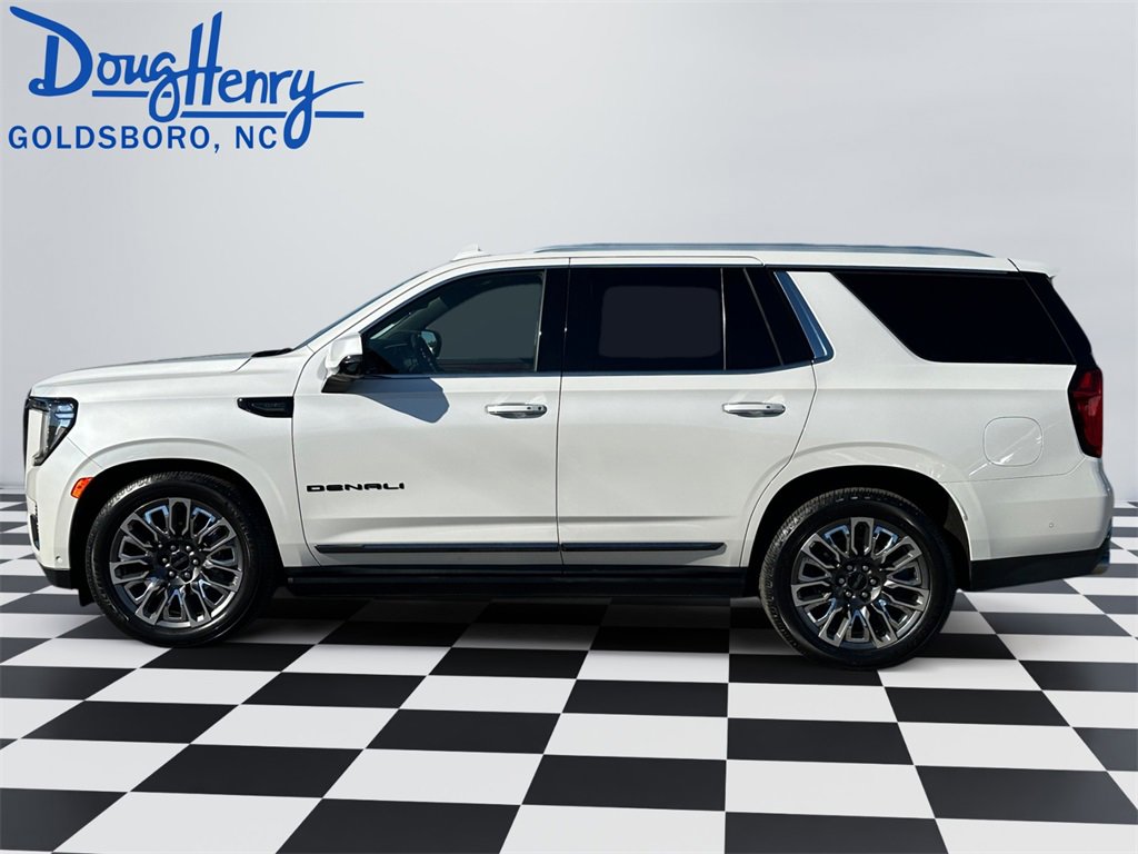Used 2023 GMC Yukon Denali Ultimate image 2