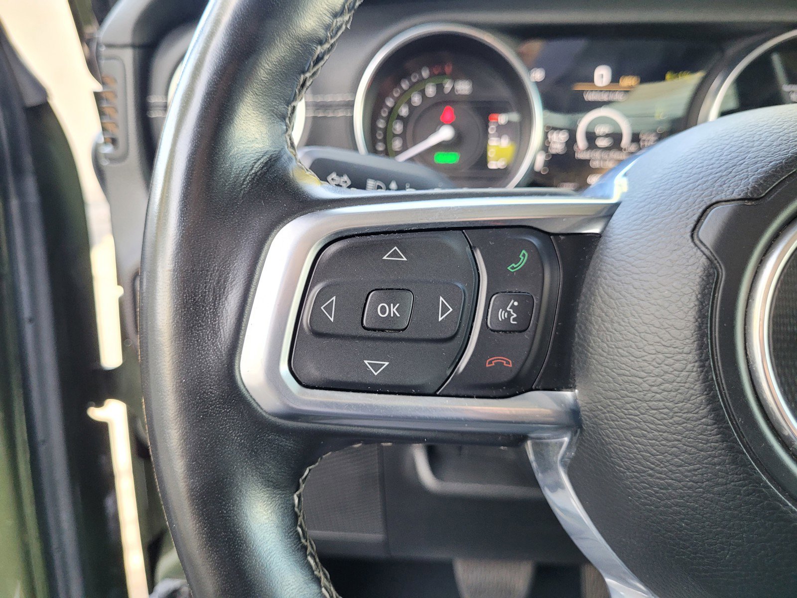 Used 2021 Jeep Wrangler Unlimited Sahara w/ Cold Weather Group image 22