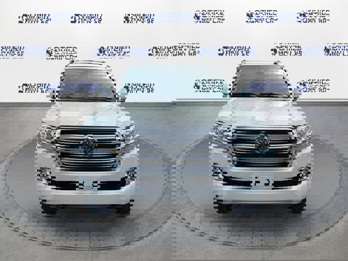 Used 2018 Toyota Land Cruiser image 9