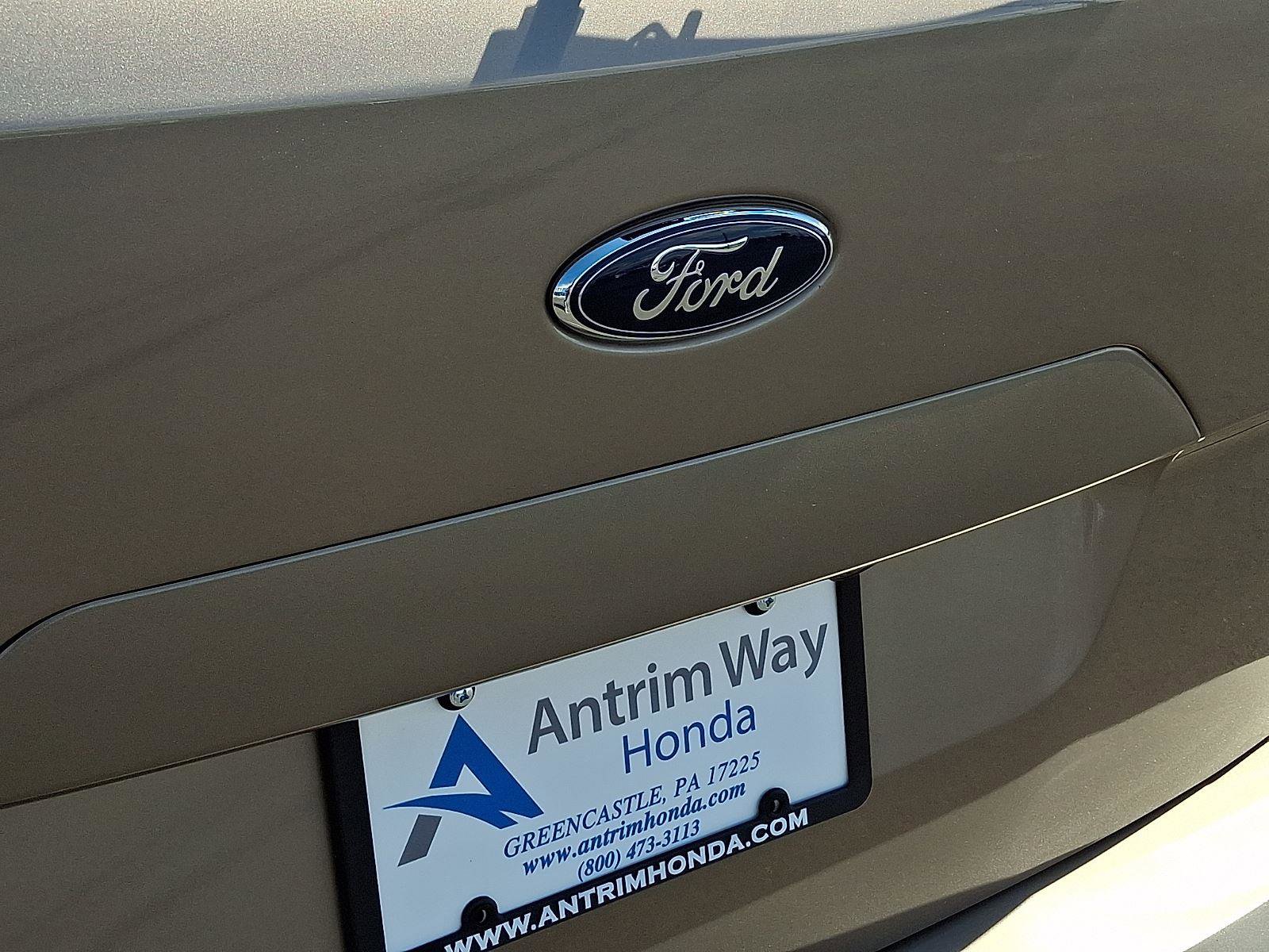 Used 2019 Ford Transit Connect XLT image 31