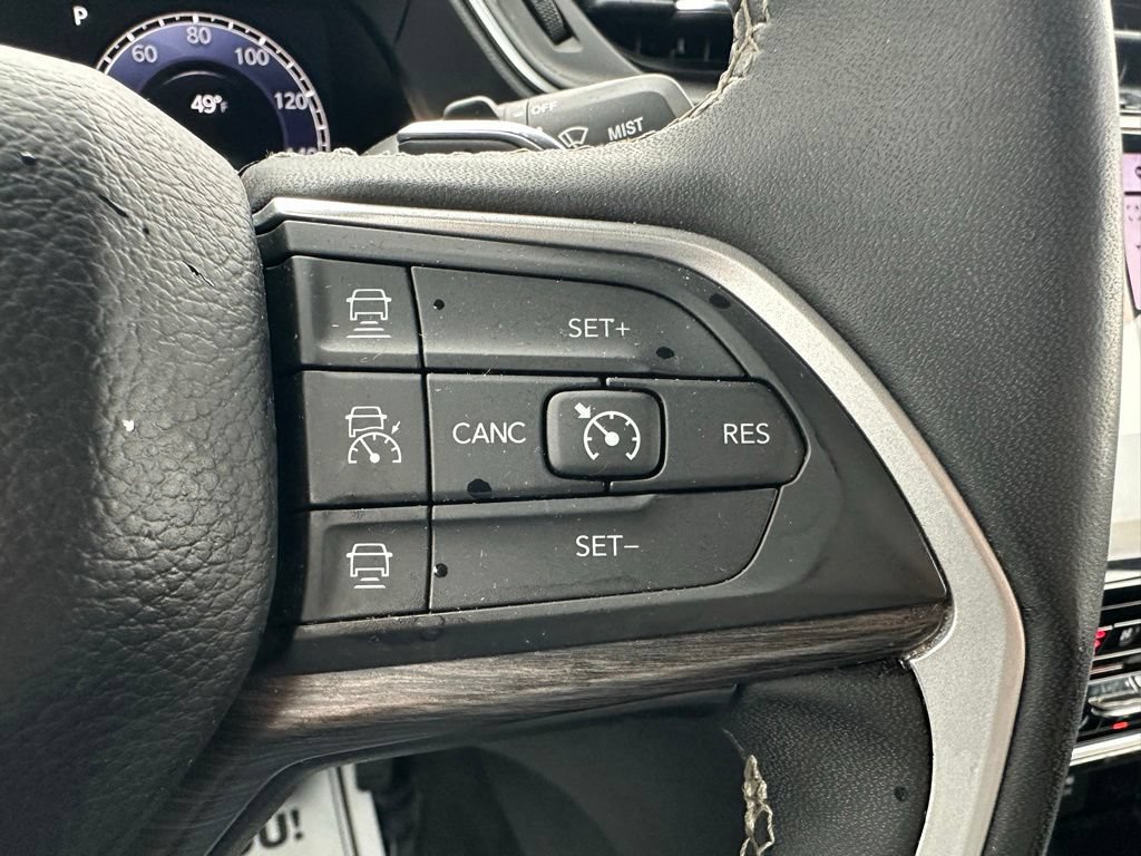 Used 2024 Jeep Grand Cherokee L Limited w/ Luxury Tech Group II AWD/4WD image 28
