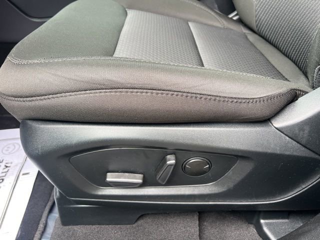 Used 2024 Ford Explorer XLT image 23