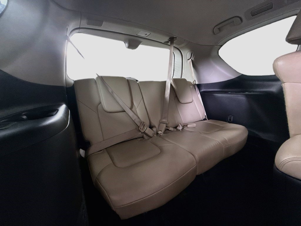 Used 2020 Nissan Armada Platinum w/ Captain's Chairs Package RWD image 40