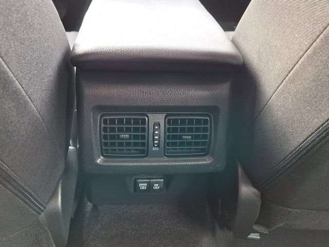 Used 2025 Toyota Camry LE FWD image 16
