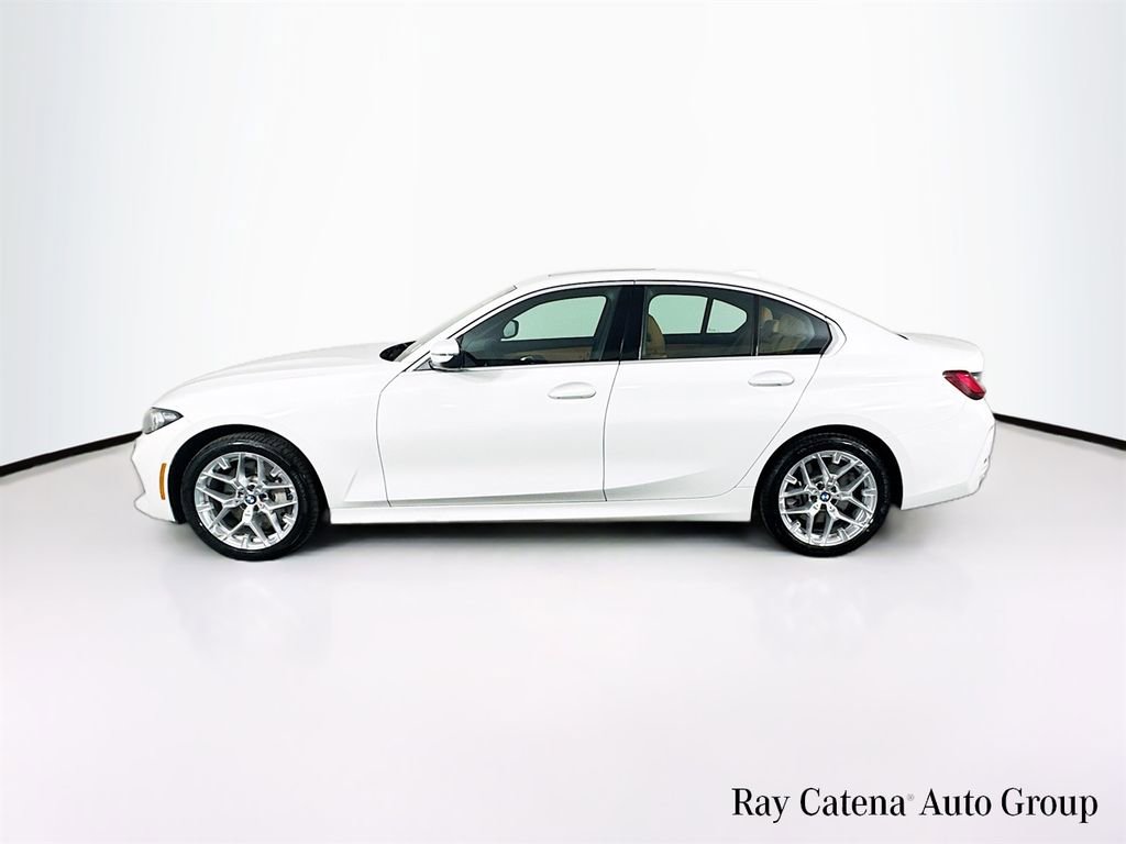 Used 2025 BMW 330i xDrive Sedan w/ Convenience Package image 4