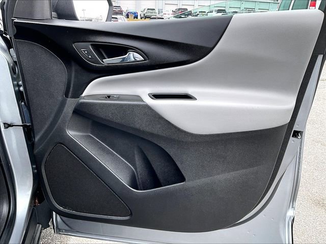 Used 2024 Chevrolet Equinox LS w/ LS Convenience Package image 12