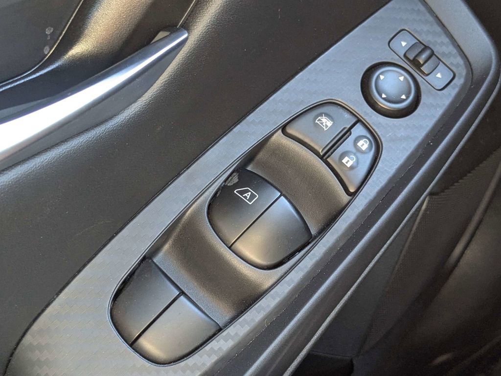 Used 2024 Nissan Sentra SV FWD image 23