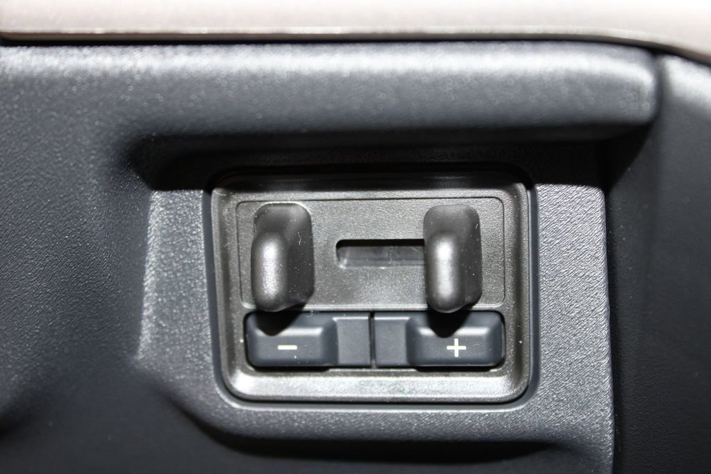New 2026 Ford Expedition Active RWD image 43