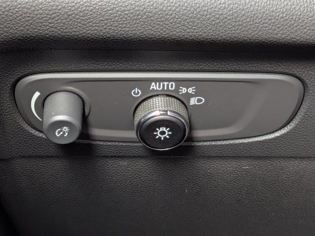 Certified 2023 Buick Envision Essence FWD image 29