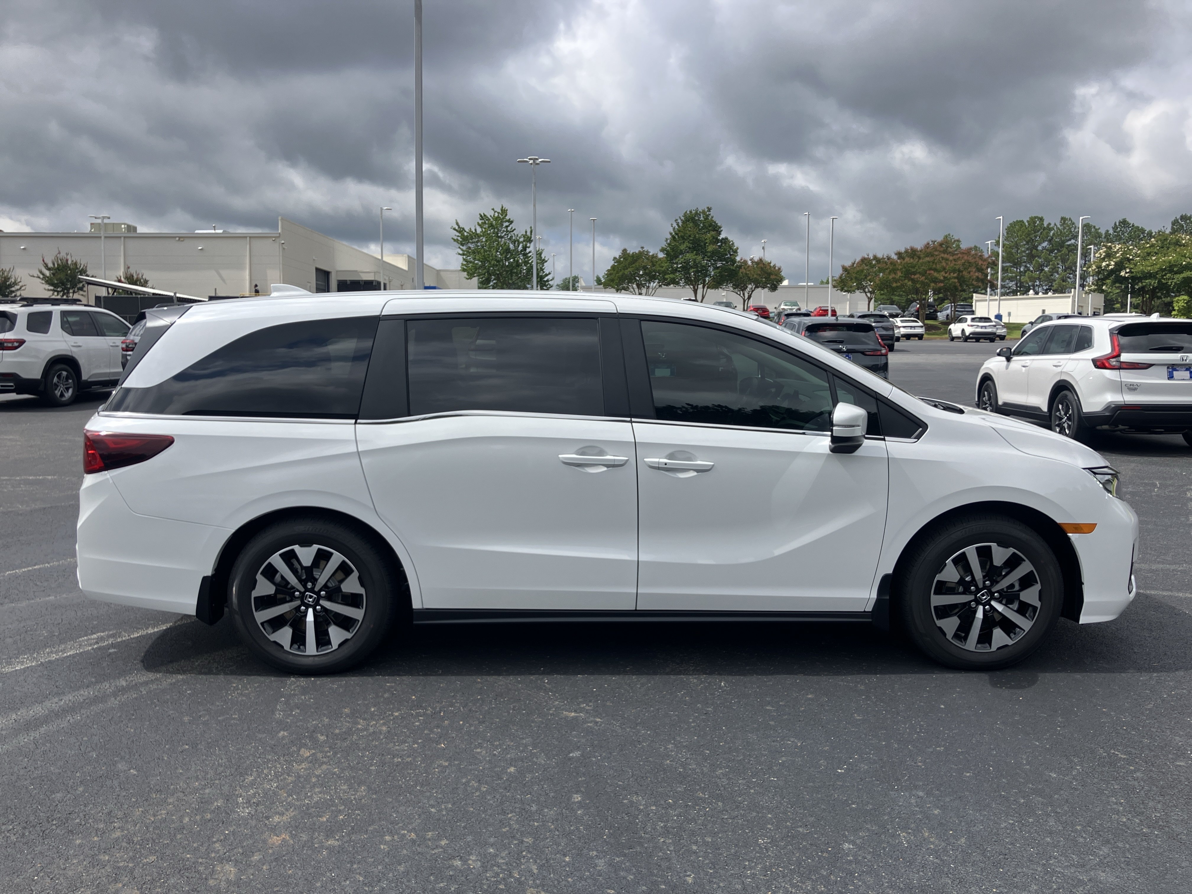 New 2026 Honda Odyssey EX-L image 10
