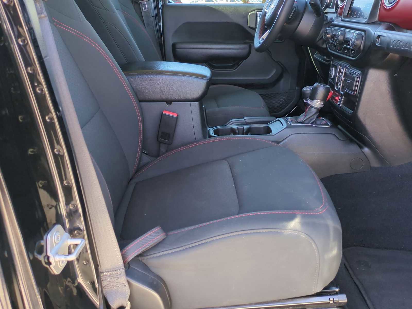 Used 2023 Jeep Wrangler Unlimited Rubicon image 28