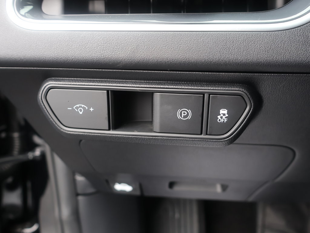 New 2026 Kia K4 GT-Line w/ GT-Line Premium Package FWD image 28