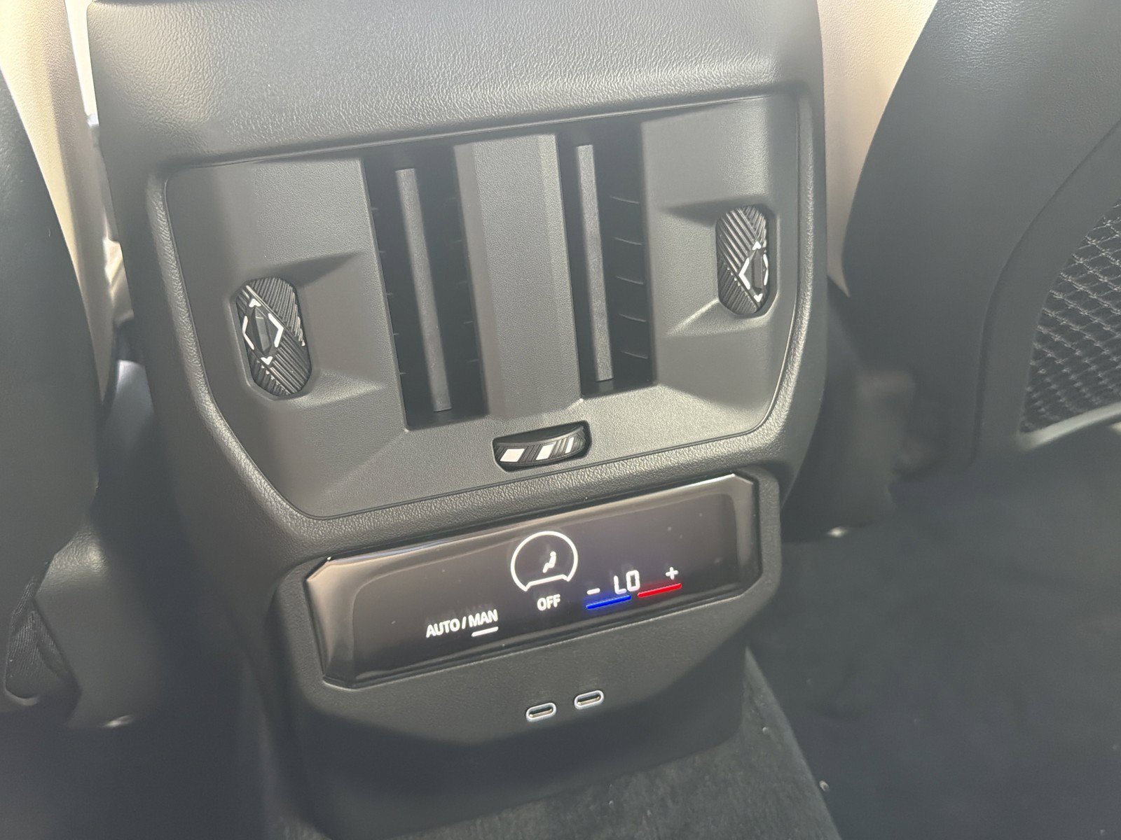 New 2026 BMW X3 xDrive30i w/ Premium Package AWD/4WD image 18