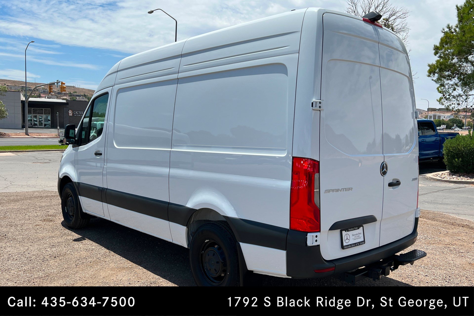 Used 2026 Mercedes-Benz Sprinter 2500 image 3