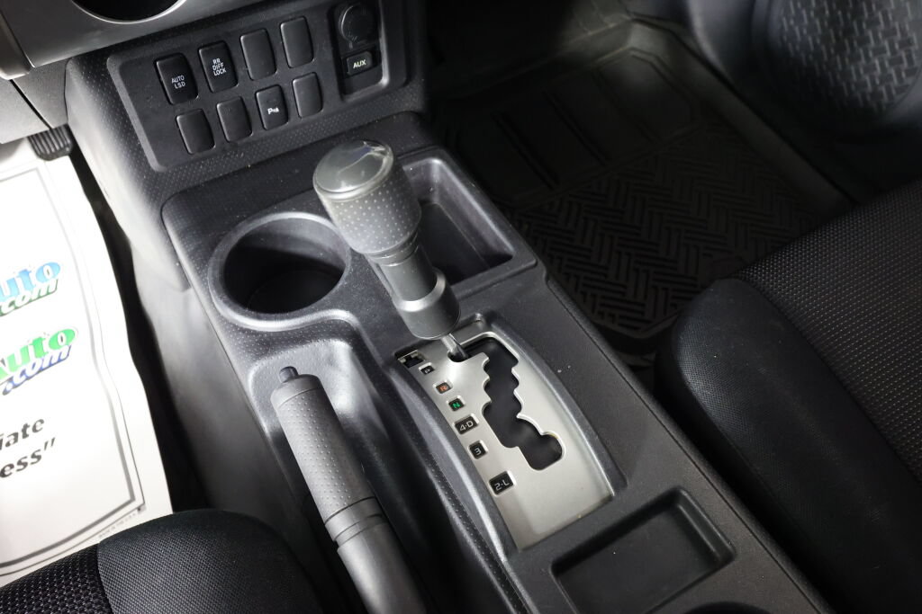 Used 2007 Toyota FJ Cruiser 2WD image 31