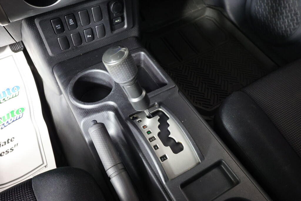 Used 2007 Toyota FJ Cruiser 2WD image 31