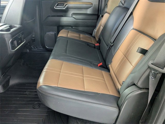 Used 2024 Chevrolet Silverado 1500 High Country image 28