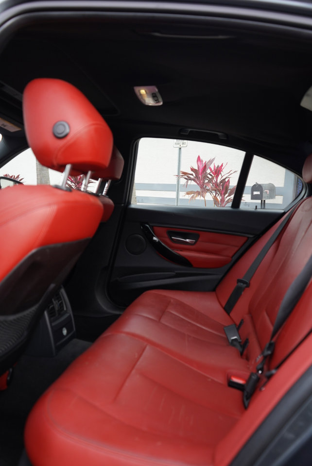 Used 2015 BMW 328i Sedan w/ Premium Package image 13