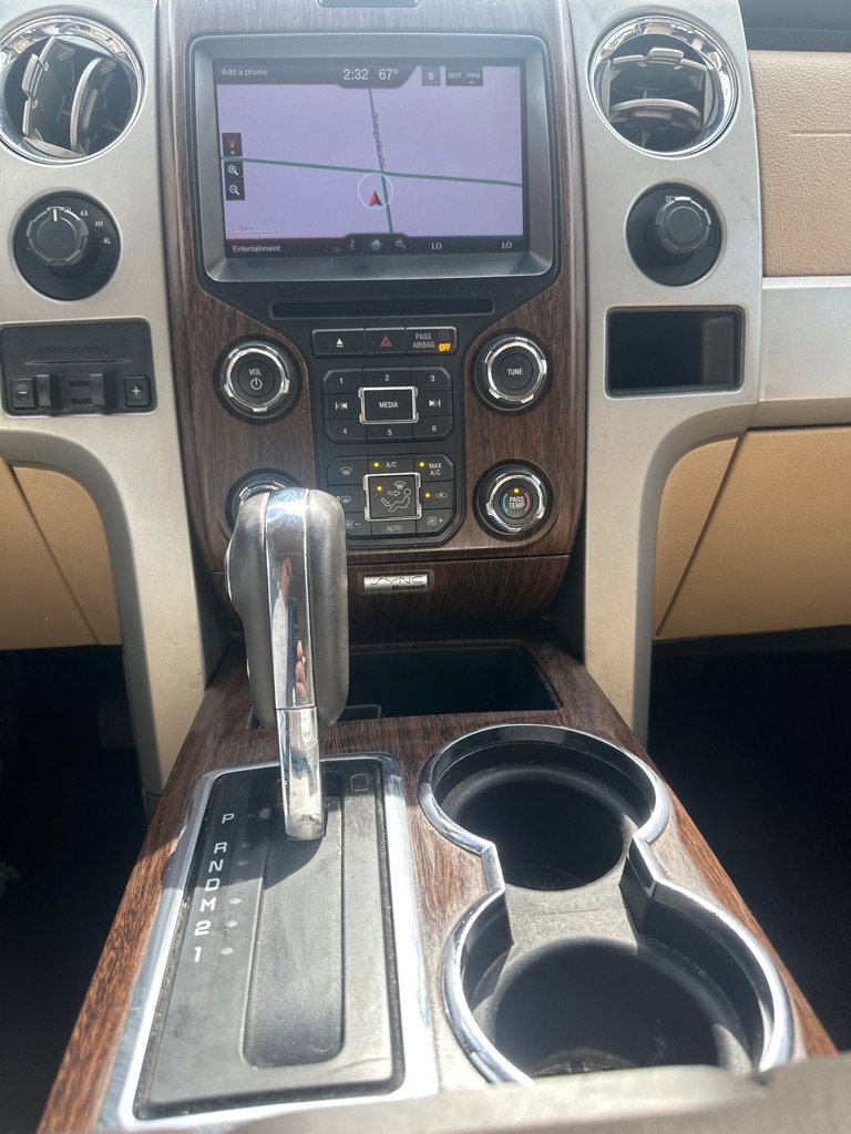 Used 2013 Ford F150 Lariat w/ Luxury Equipment Group image 17