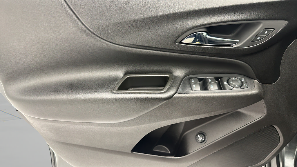 Used 2019 Chevrolet Equinox LT AWD/4WD image 13