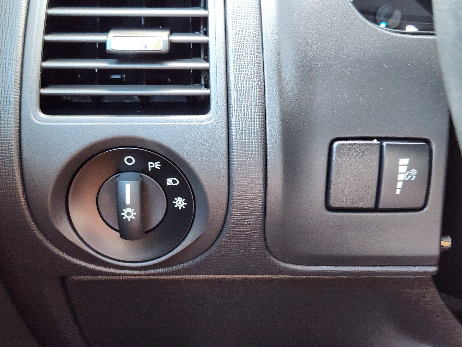 Used 2019 Ford Flex SE image 24