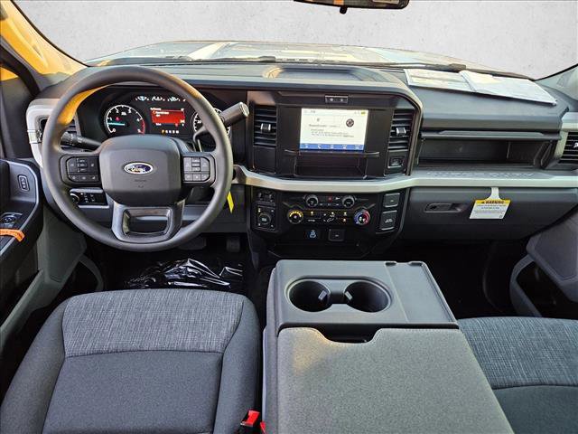 New 2025 Ford F250 XLT w/ FX4 Off-Road Package image 12