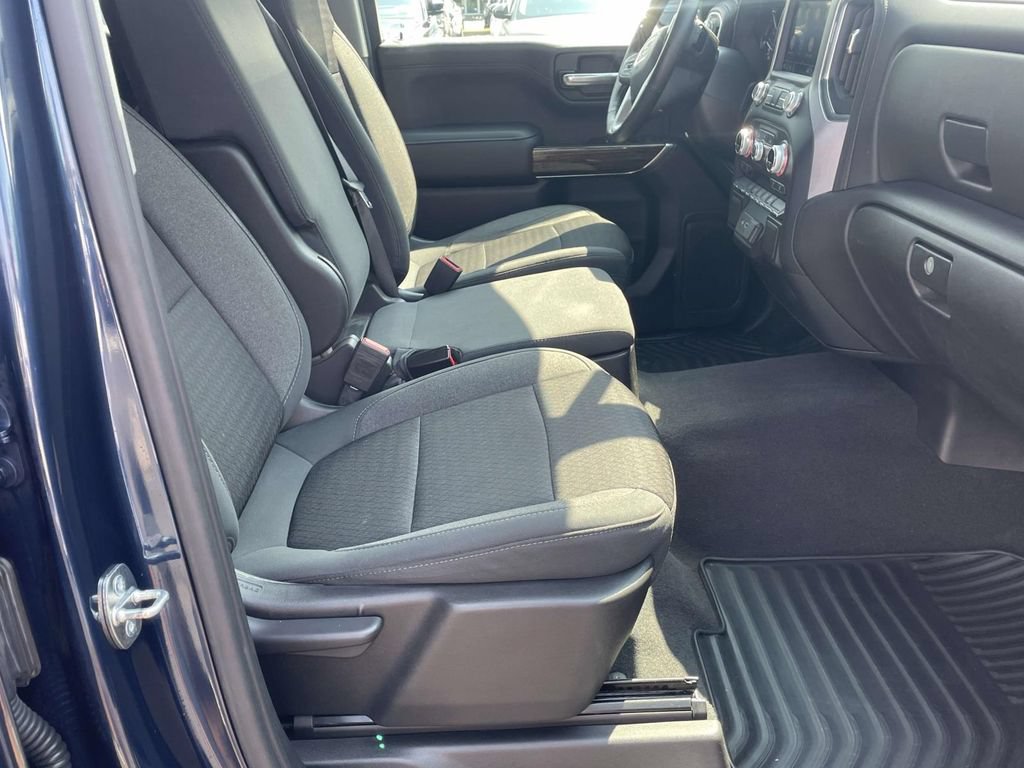 Used 2020 GMC Sierra 1500 Elevation w/ Elevation Value Package AWD/4WD image 14