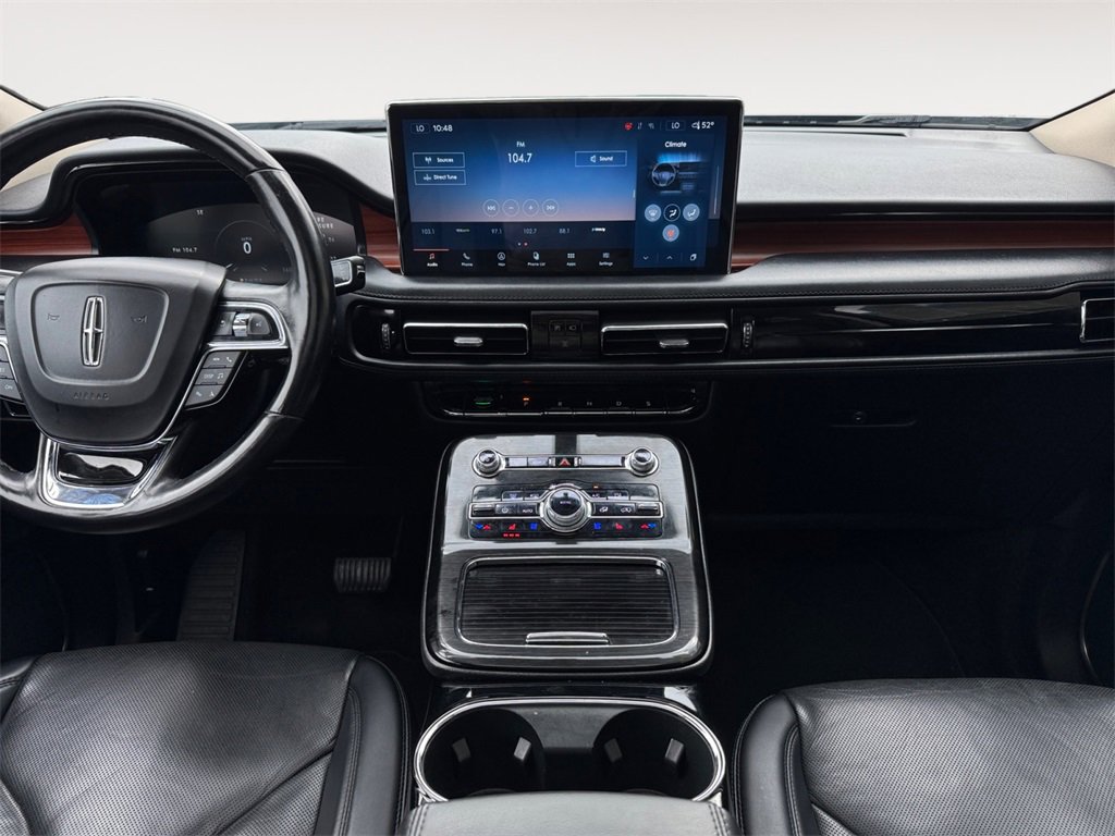 Used 2023 Lincoln Nautilus Reserve image 11