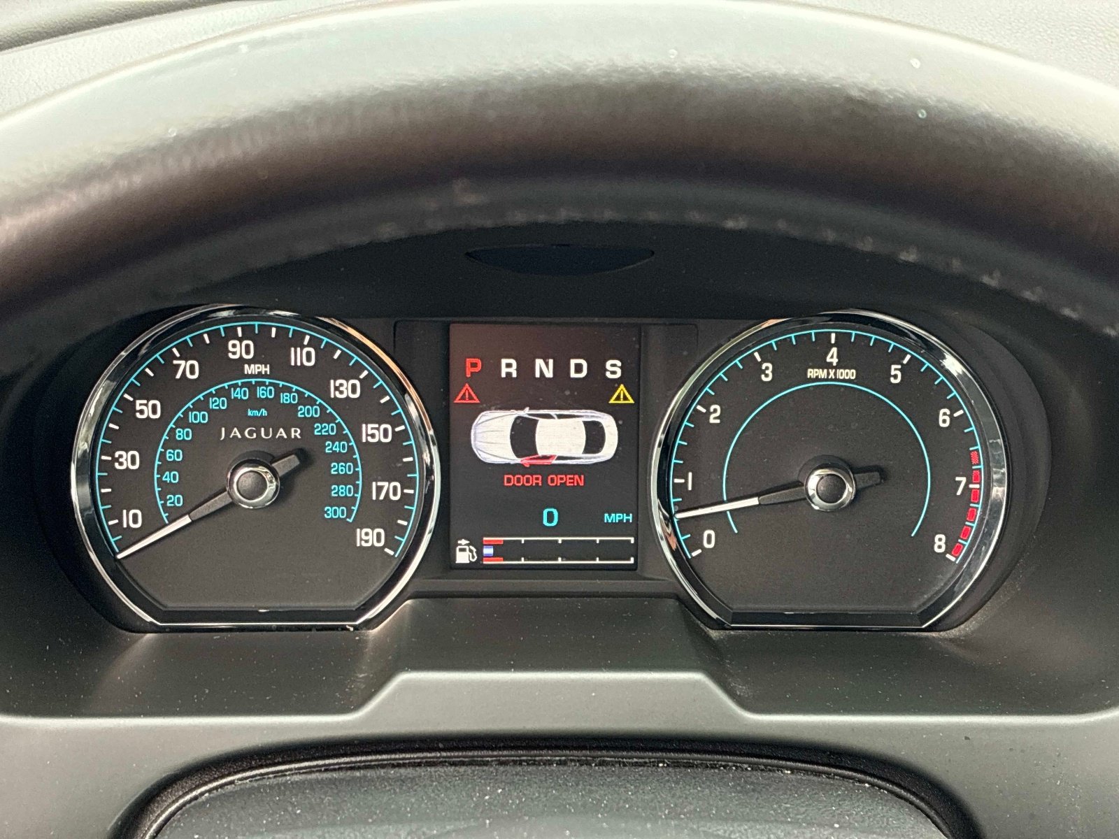 Used 2012 Jaguar XF RWD image 25