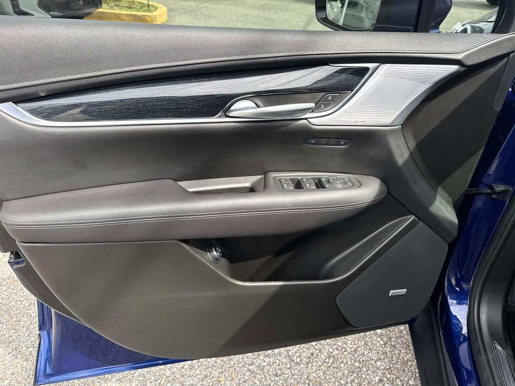 Used 2024 Cadillac XT5 Premium Luxury AWD/4WD image 19