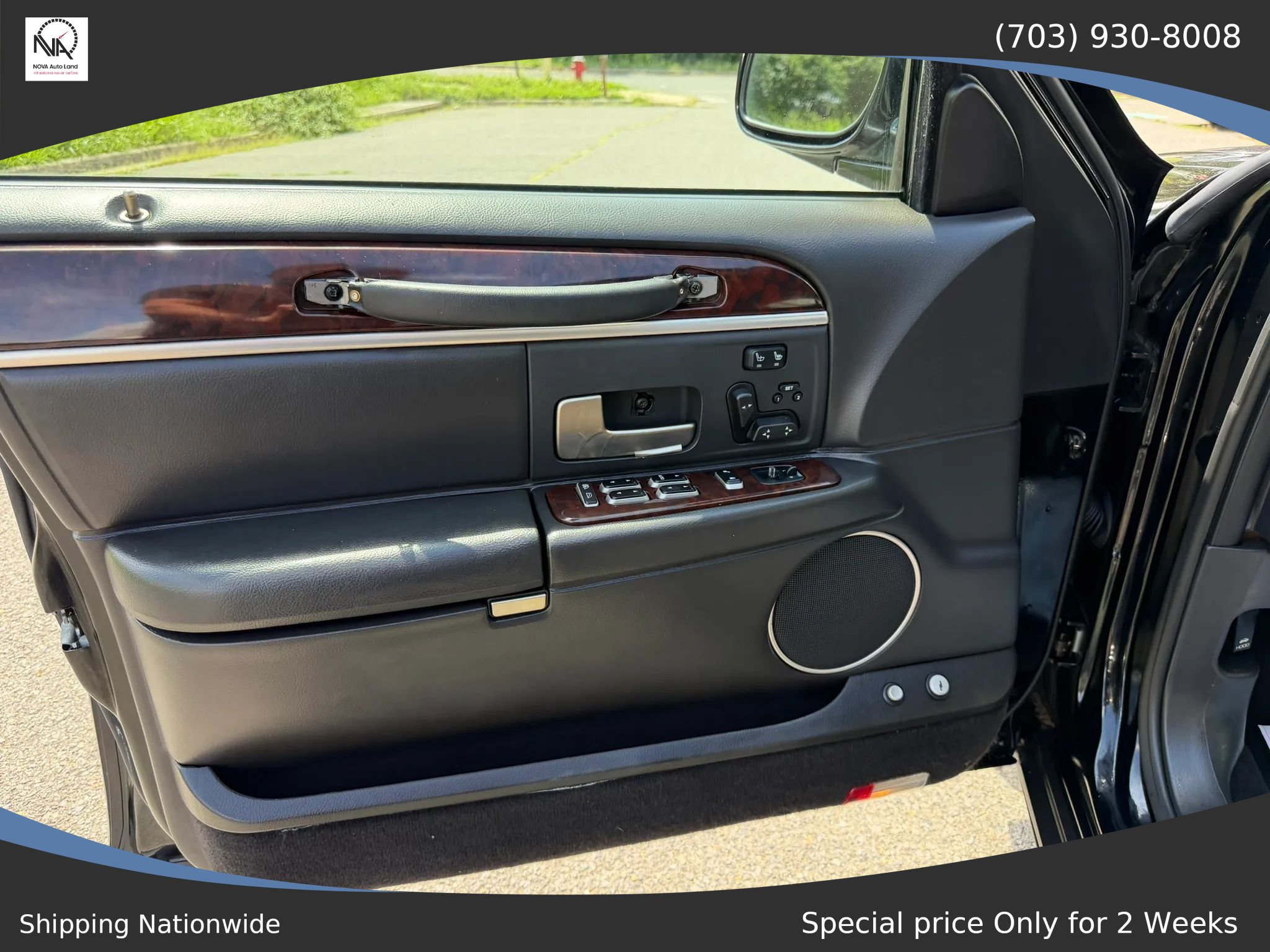 Used 2008 Lincoln Town Car Signature Limited RWD image 18