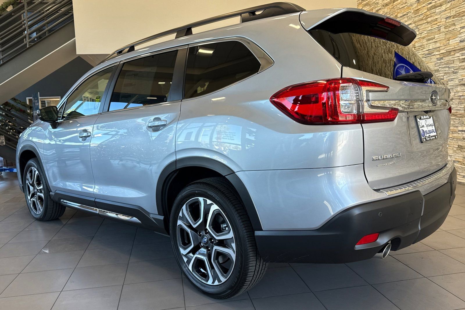 New 2026 Subaru Ascent Limited w/ Popular Package #2 image 3