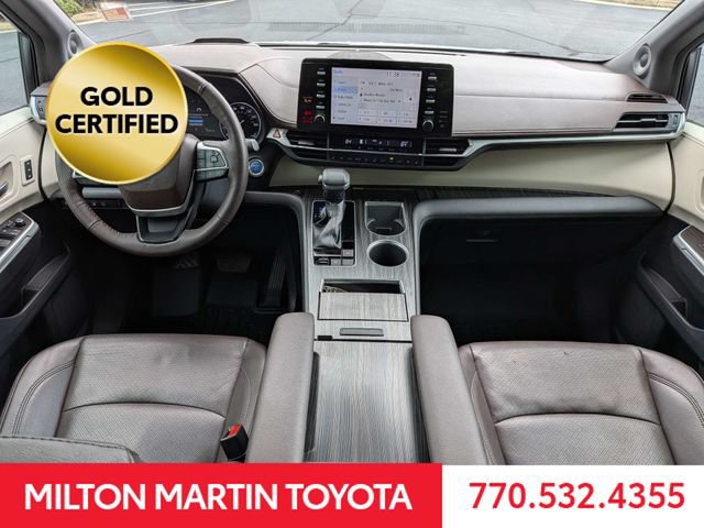 Certified 2023 Toyota Sienna Platinum FWD image 6