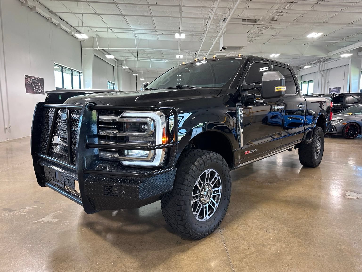 Used 2024 Ford F250 Limited w/ FX4 Off-Road Package AWD/4WD image 3
