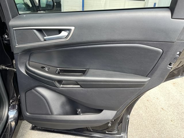 Used 2020 Ford Edge SEL w/ Cold Weather Package AWD/4WD image 33