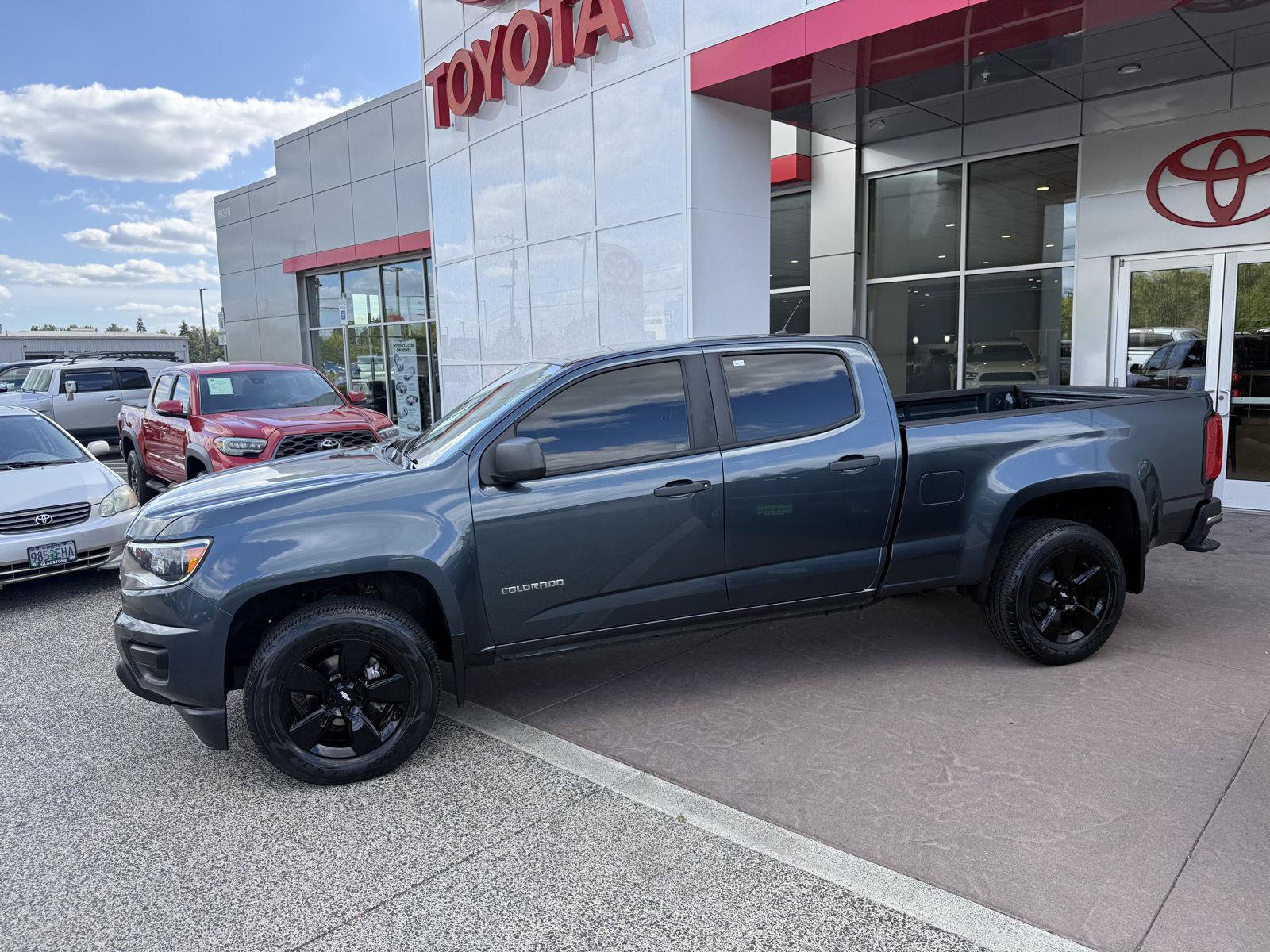 Used 2019 Chevrolet Colorado W/T w/ WT Convenience Package RWD image 3