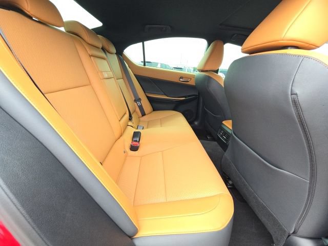Used 2025 Lexus IS 350 F Sport RWD image 12