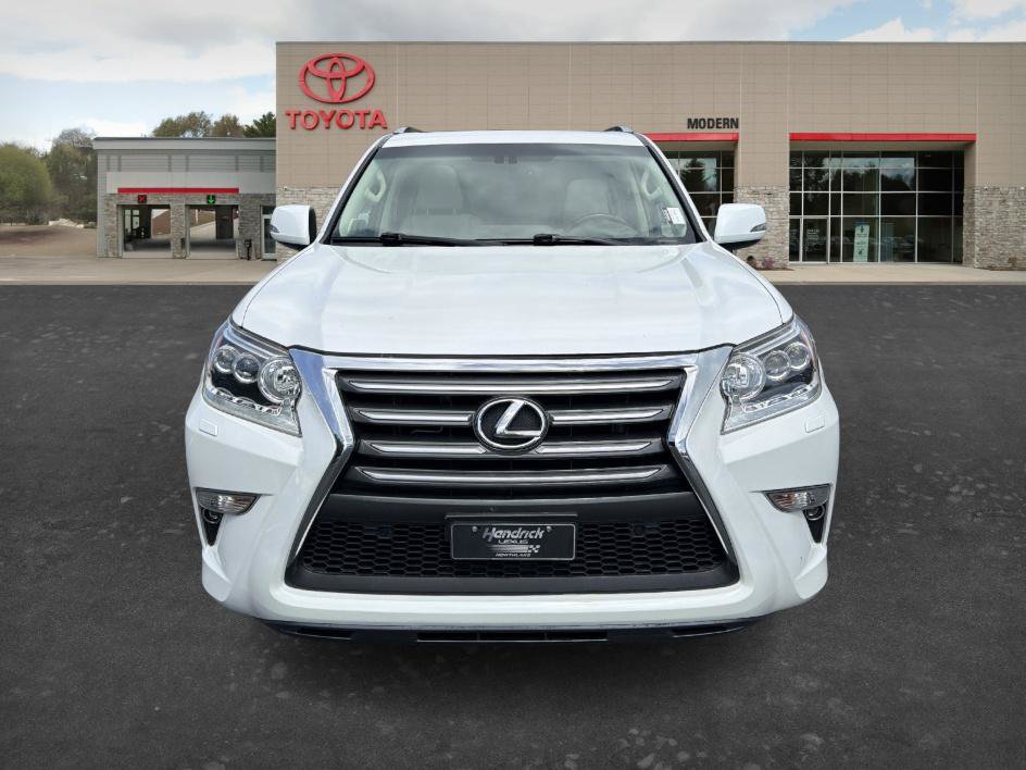 Used 2017 Lexus GX 460 Premium w/ Premium Package AWD/4WD image 2
