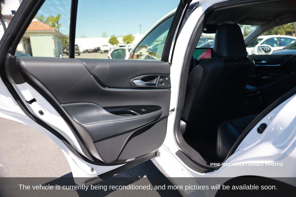 Used 2024 Toyota Mirai w/ Advanced Technology Package image 33