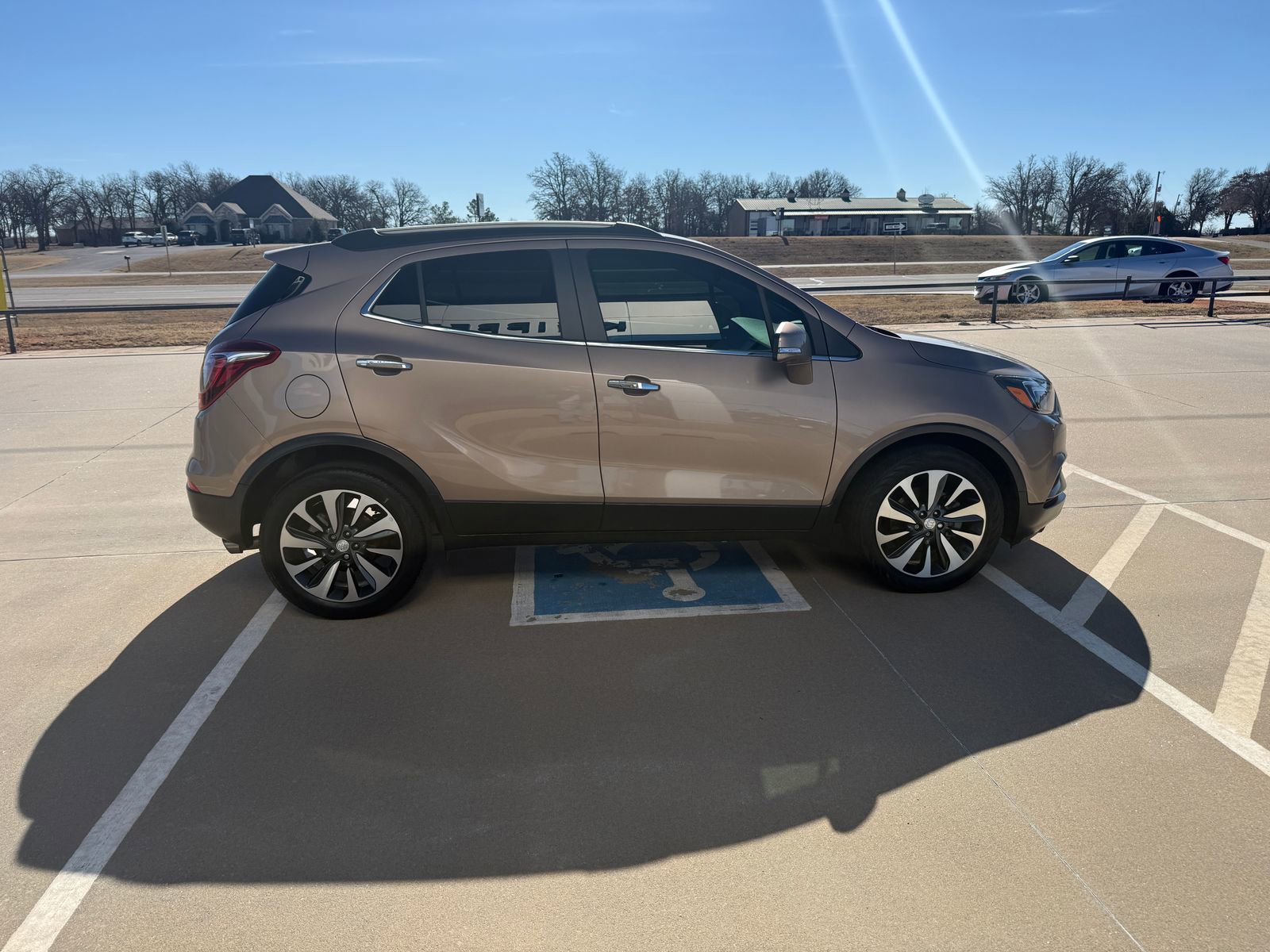 Used 2019 Buick Encore Essence image 6