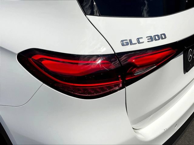 Used 2026 Mercedes-Benz GLC 300 4MATIC image 25