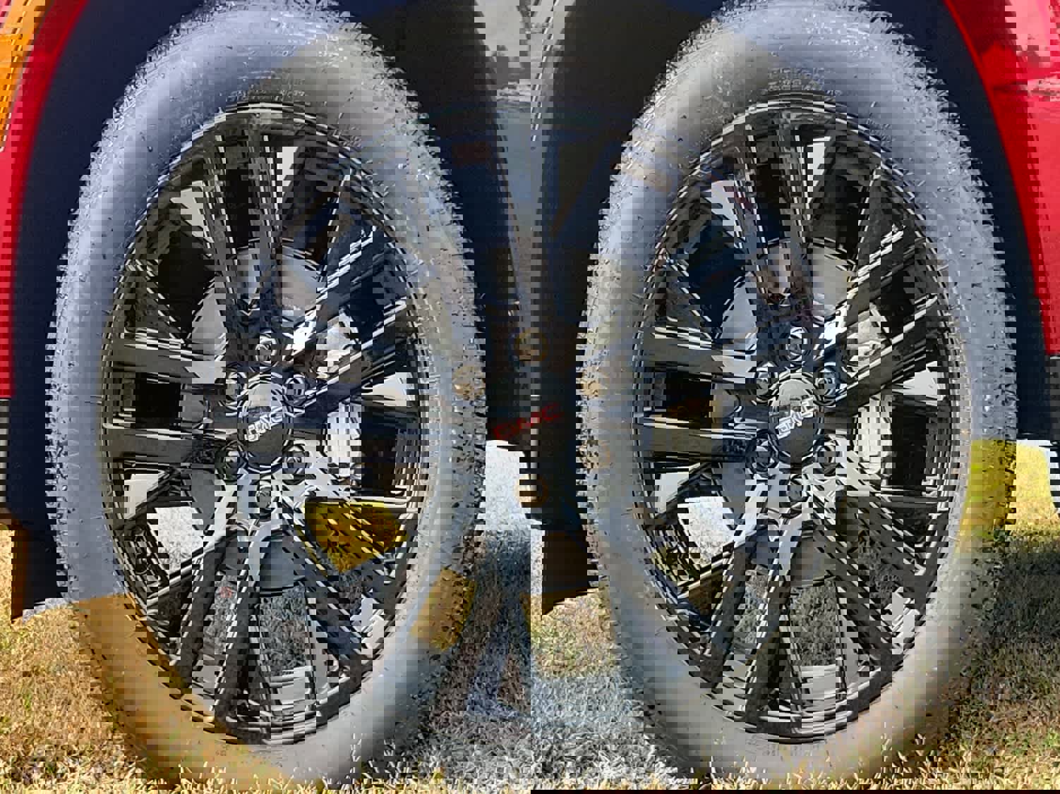 New 2026 GMC Yukon Denali w/ LPO, Floor Liner Package image 6