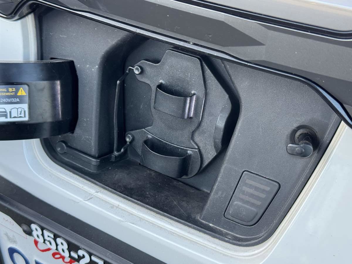 Used 2023 Kia Niro Wind image 5