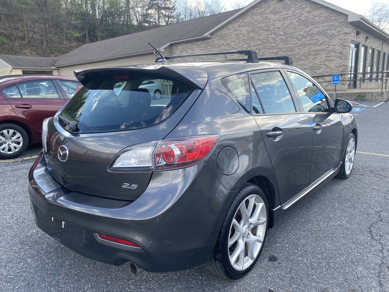 Used 2011 MAZDA MAZDA3 s Sport FWD image 5