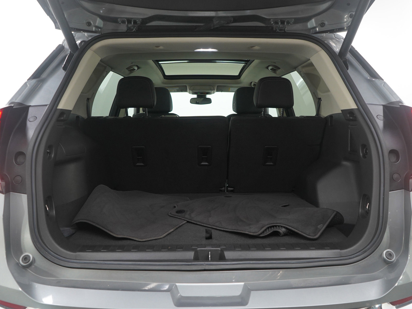 Used 2023 GMC Terrain Denali AWD/4WD image 17