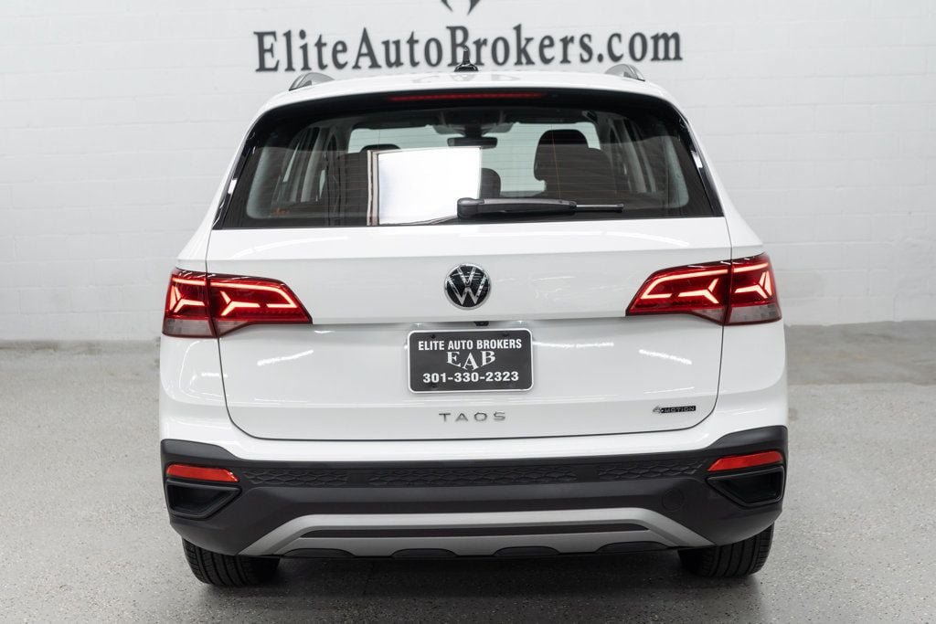 Used 2023 Volkswagen Taos S w/ Driver Assistance Package AWD/4WD image 4