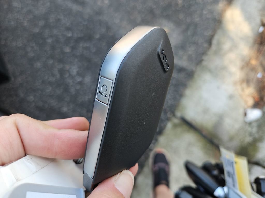 Used 2026 Kia K4 LXS image 32