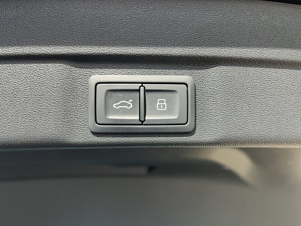 Used 2025 Audi A5 2.0T Premium Plus w/ Premium Plus image 9