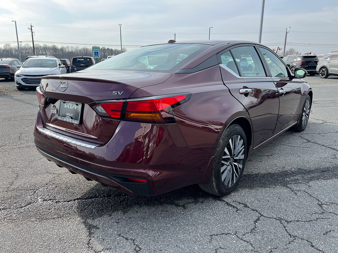 Used 2023 Nissan Altima 2.5 SV image 6